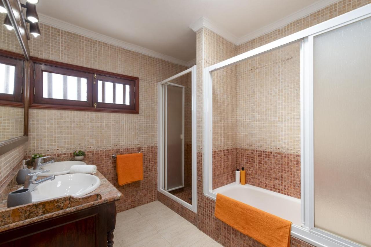 Villa Almar By Villa Plus Tías Extérieur photo